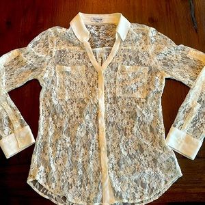 Express lace button up